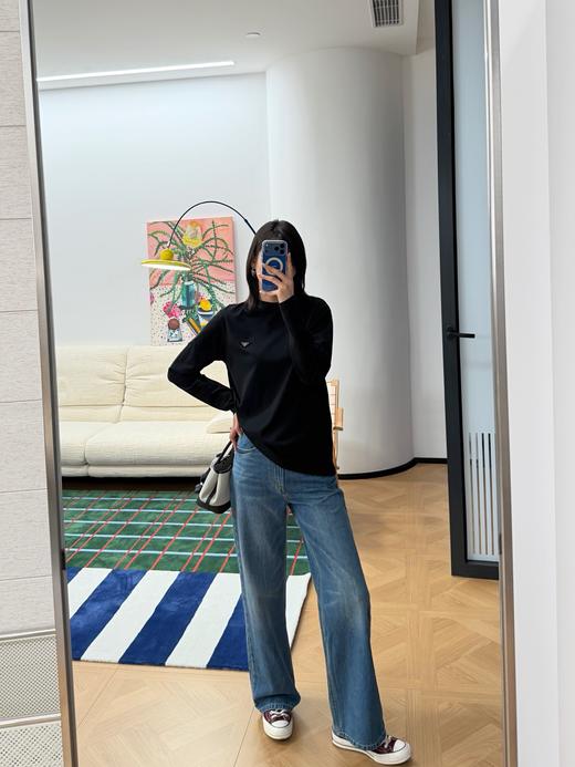 普拉达 新款 经典再度回归 三角标长袖T恤 黑色 (MM) 商品图1