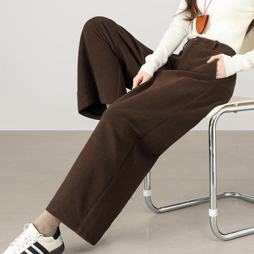 【12/31新品】熙世界棕咖色九分梧桐裤女宽松阔腿裤冬季加厚小个子坑条直筒裤子 商品图3
