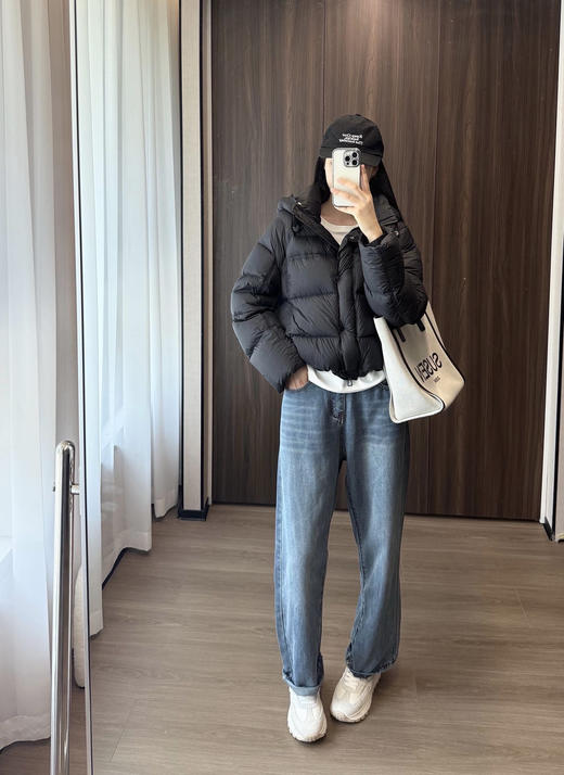 经典泡芙短款连帽羽绒棉服 商品图12