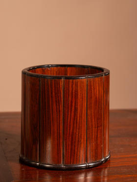 清	黄花梨嵌紫檀口底瓜棱笔筒