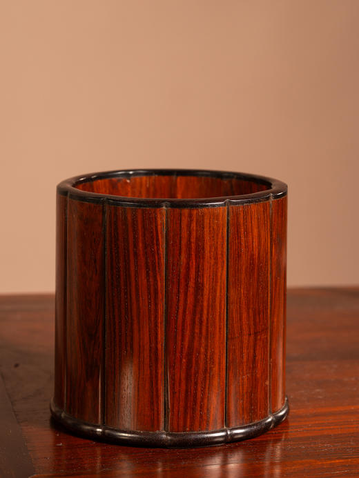 清	黄花梨嵌紫檀口底瓜棱笔筒 商品图0