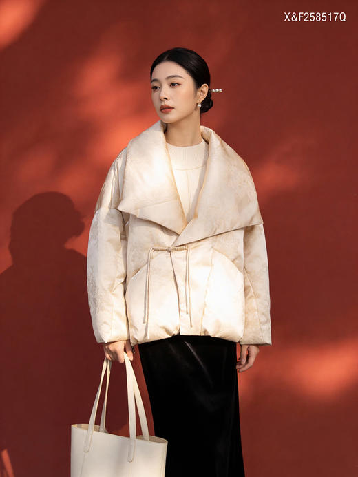 X&F258517Q羽绒服 商品图1