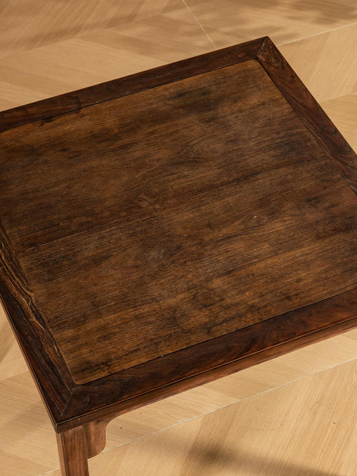 清	红木刀牙板霸王枨方桌 商品图4