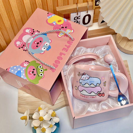 可爱fufu生日蛋糕马克杯带盖勺陶瓷杯送女生高颜值有意义生日礼物 商品图0