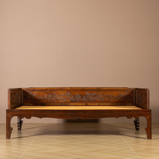 清早期	黄花梨二龙戏珠三围屏罗汉床 商品图4