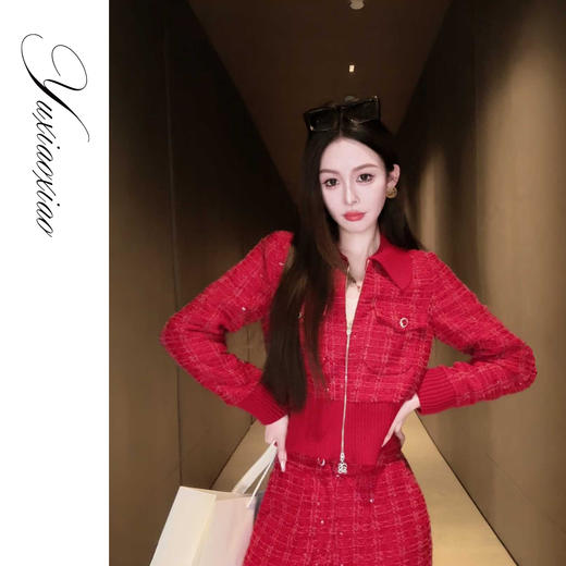 余潇潇【禧事连连】气质小香风亮片粗花呢翻领短款外套&直筒休闲裤 商品图2