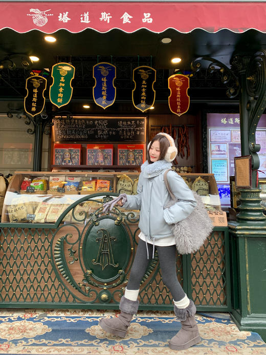 <曾小咸推荐>现货秒杀 ！微信超特价！毛领PU皮保暖羽绒服 日常729.99 立减370 秒杀359.99！！ 商品图9