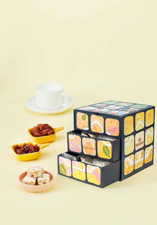 akoko甜心魔方雪花酥礼盒 360g/盒 （新年礼袋版） 商品图2