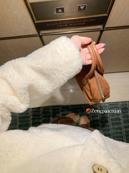 <曾小咸推荐>现货秒杀 ！微信超特价！韩系短款羊羔毛外套（带围巾）日常329.99 立减160 秒杀169.99！！ 商品图11