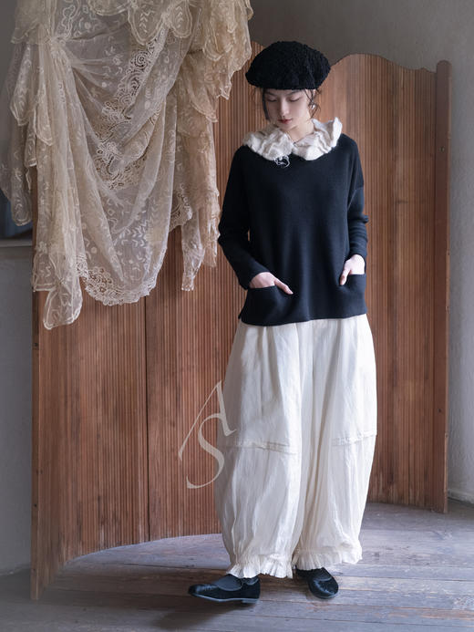 Daniela Gregis 墨蓝色/奶油白马海毛手工叠褶装饰领 商品图3