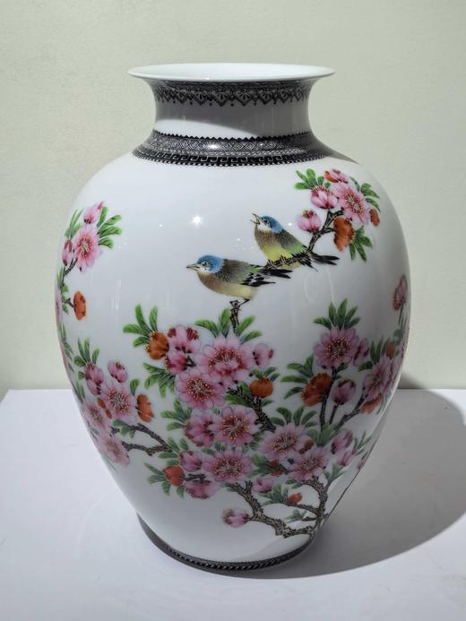 水点桃花春风又一枝赏瓶 商品图0