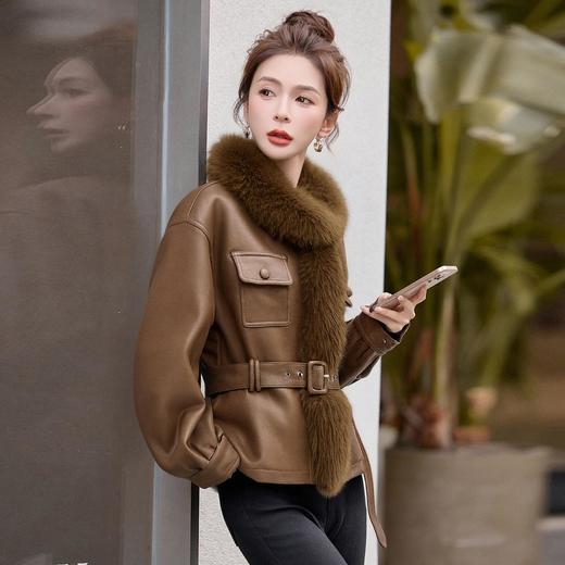 时尚显瘦洋气狐狸毛拼接，收腰显瘦短款麂皮绒羽绒服HR-MLSF8571 商品图3