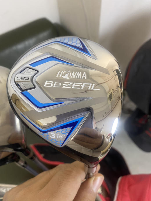 二手正品行货八成新左右HONMA大黄蜂女士套杆只要5880元 商品图3