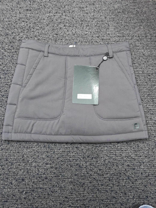 原单正品FJ秋冬款 女士高尔夫短裙 冬裙加棉有打底裤
白色XS S L 黑色XS S L 咖啡色S 灰色S L 各几件 商品图4