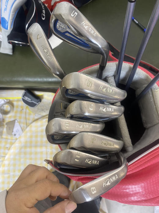 二手正品行货八成新左右HONMA大黄蜂女士套杆只要5880元 商品图5