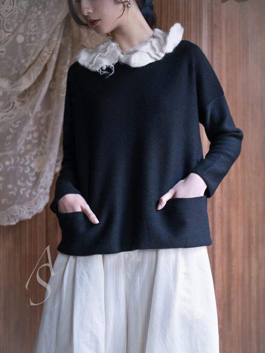 Daniela Gregis 墨蓝色/奶油白马海毛手工叠褶装饰领 商品图1