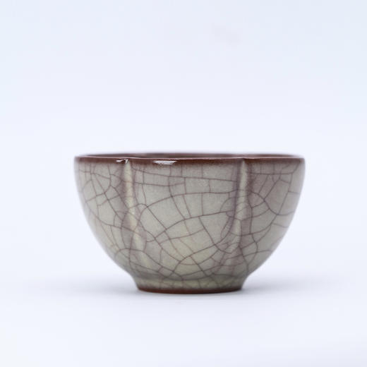 问鼎传世哥窑龙字款木槿杯 商品图0