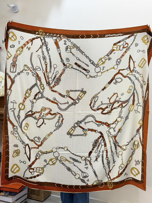 秋冬特惠💰420 爱马仕围巾 羊绒新款 买了都说好看 推荐 爱马仕双面同色羊绒方巾 商品图8