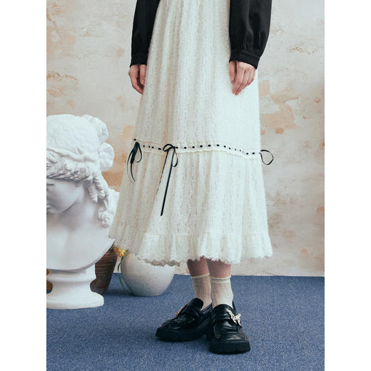 两三事 月光漫游 2026春季新款甜美蝴蝶结蕾丝高腰半身裙长裙 商品图3