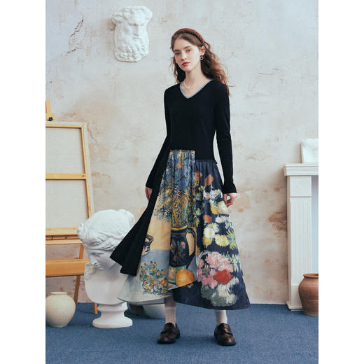 两三事梵高文艺 梦境回廊 2026春季新款印花拼接不规则裙摆连衣裙 商品图3