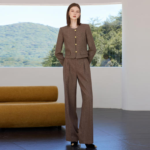 IWY/高级感棕色羊毛呢西装套装女秋冬职业正装显瘦工作服两件套C2486+P2503 商品图3