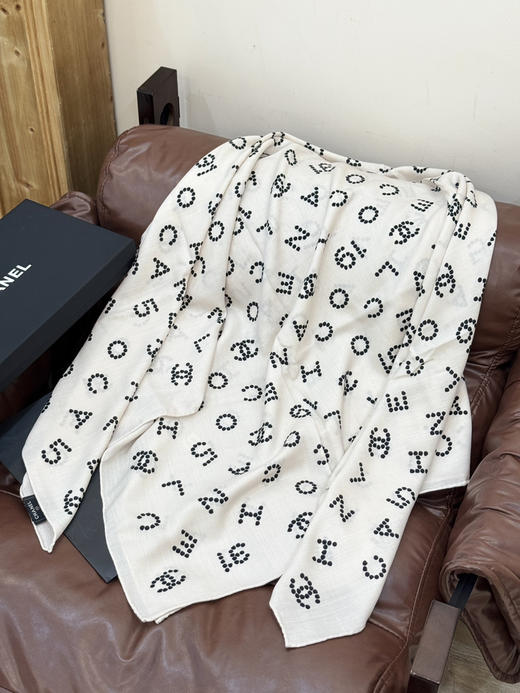 秋冬特惠💰420 香奈儿围巾 丝绒双面方巾【双面同色】 商品图4