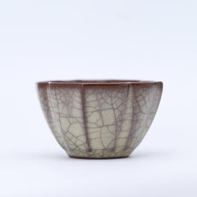 问鼎传世哥窑龙字款玉簪杯