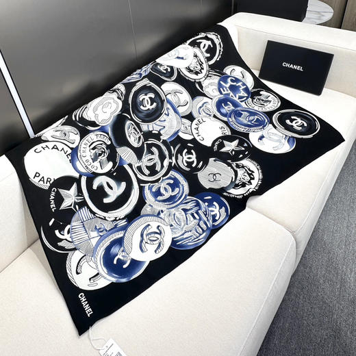 秋冬特惠💰420 香奈儿围巾 【双面同色】 高密度 高工艺 140*140cm大披肩 商品图4