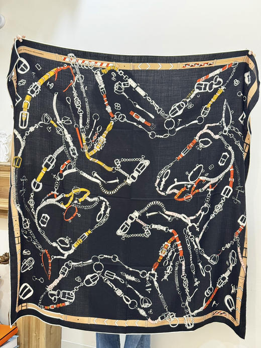 秋冬特惠💰420 爱马仕围巾 羊绒新款 买了都说好看 推荐 爱马仕双面同色羊绒方巾 商品图8