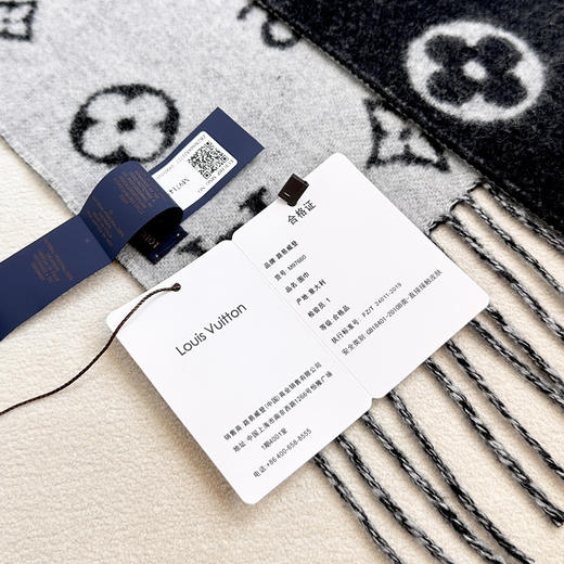 秋冬特惠💰260 LV围巾 花卉和 LV 字母 商品图8