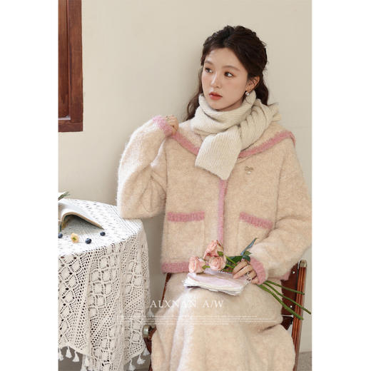 鹿向南原创《莓莓芝士》小香风时尚套装秋冬外套上衣半身裙两件套 商品图4