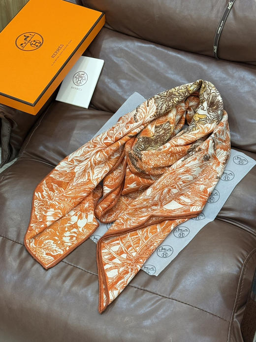 秋冬特惠💰420 爱马仕围巾 秋冬抢先 上新【双面同色丝毛方巾】手工卷边山羊绒和真丝混纺披肩 商品图6