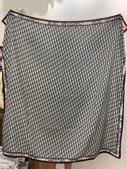 秋冬特惠💰420 迪家围巾【D边框老花】度假及日常都非常好搭配的款 商品图8