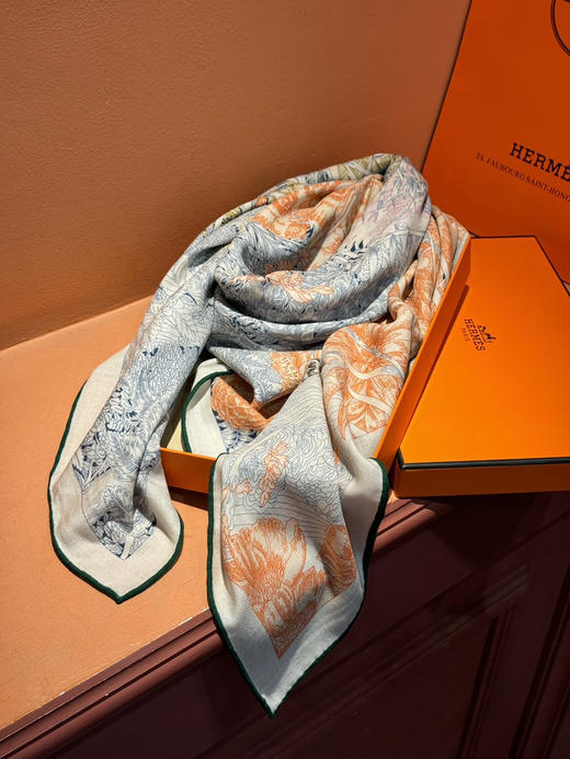 秋冬特惠💰420 爱马仕围巾 秋冬搭配利器 双面同色 版真丝羊绒披肩！ 商品图6