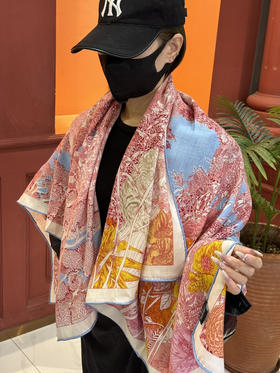 秋冬特惠💰420 爱马仕围巾 秋冬搭配利器 双面同色 版真丝羊绒披肩！