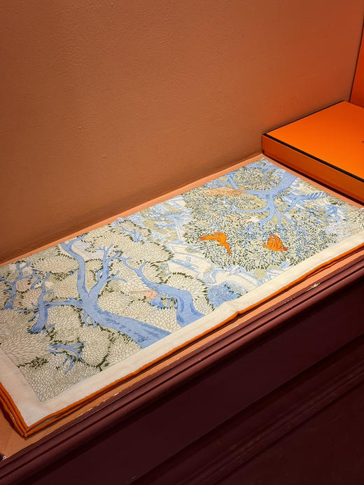 秋冬特惠💰420 爱马仕围巾 秋冬搭配利器 双面同色 版真丝羊绒披肩！ 商品图5