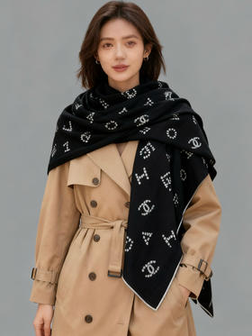 秋冬特惠💰420 香奈儿围巾 丝绒双面方巾【双面同色】