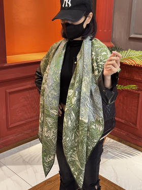 秋冬特惠💰420 爱马仕围巾 秋冬抢先 上新【双面同色丝毛方巾】手工卷边山羊绒和真丝混纺披肩