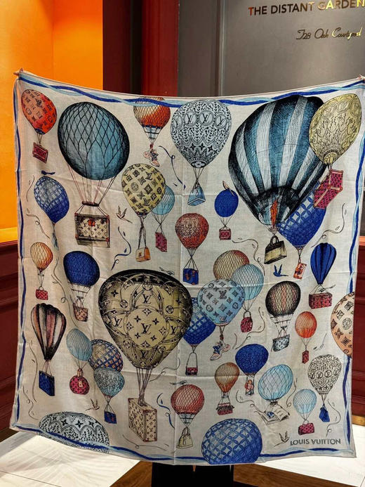 秋冬特惠💰420 LV围巾【双面同色】Lv140cm丝绒方巾《热气球》本款方巾全新加入 and Away 系列 商品图8