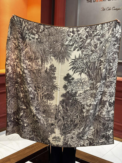 秋冬特惠💰420 爱马仕围巾 秋冬抢先 上新【双面同色丝毛方巾】手工卷边山羊绒和真丝混纺披肩 商品图8