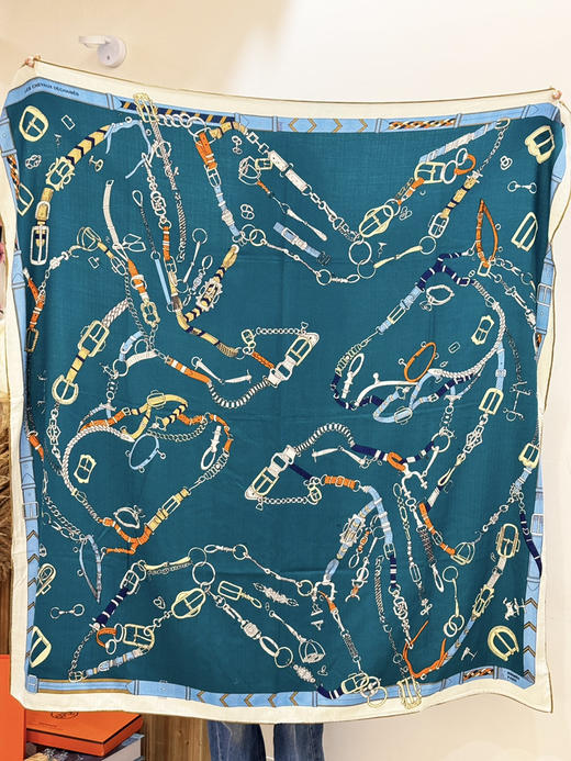 秋冬特惠💰420 爱马仕围巾 羊绒新款 买了都说好看 推荐 爱马仕双面同色羊绒方巾 商品图8