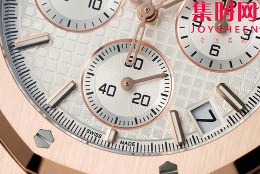 DDF配重版 重量200克+ 爱彼皇家橡树计时26240系列 全玫金钢带款 DDF26240皇家橡树无卡度版本 丹东4401机 拥有计时飞返功能 男士腕表 商品图4