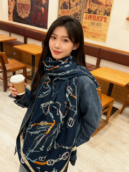 秋冬特惠💰420 爱马仕围巾 羊绒新款 买了都说好看 推荐 爱马仕双面同色羊绒方巾 商品图0