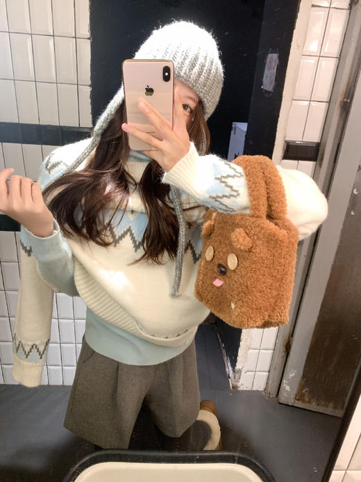 <曾小咸推荐>现货秒杀 ！微信超特价！韩系米白撞蓝灰毛衣 日常229.99 立减140 秒杀89.99！！ 商品图14