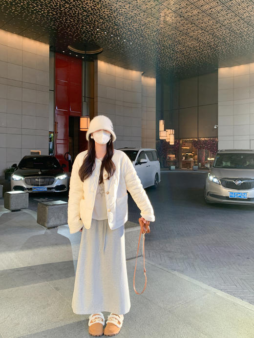 <曾小咸推荐>现货秒杀 ！微信超特价！韩系菱格内里羊羔毛外套 日常269.99 立减130 秒杀139.99！！ 商品图7