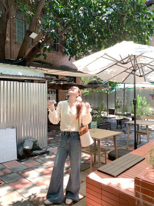 <曾小咸推荐>法式泡泡袖花边衬衫 商品图5