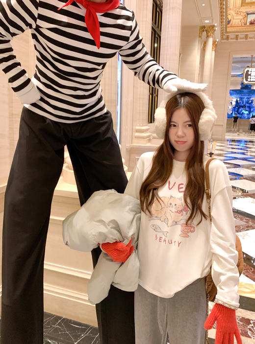 <曾小咸推荐>现货秒杀 ！微信超特价！小猫印花加绒t恤 日常119.99 立减50 秒杀69.99！小猫印花t恤（常规） 日常109.99 立减40 秒杀69.99！！ 商品图5