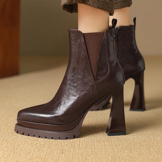 【预售5天】欧美风防水台外贸靴秋冬新款优雅尖头侧拉链气质粗高跟时装短靴H15027-60 商品图1