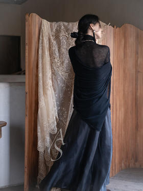 Ruohan 驼色/黑色水溶羊绒针织披肩