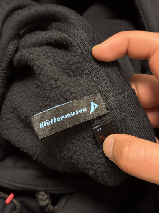 原单正品 Klattermusen攀山鼠 长袖加绒卫衣套头帽衫 加绒 南方可一件过冬款 面料柔软细腻 不掉色 不起球 经典印花 男女同款  
s-2xl 商品图7